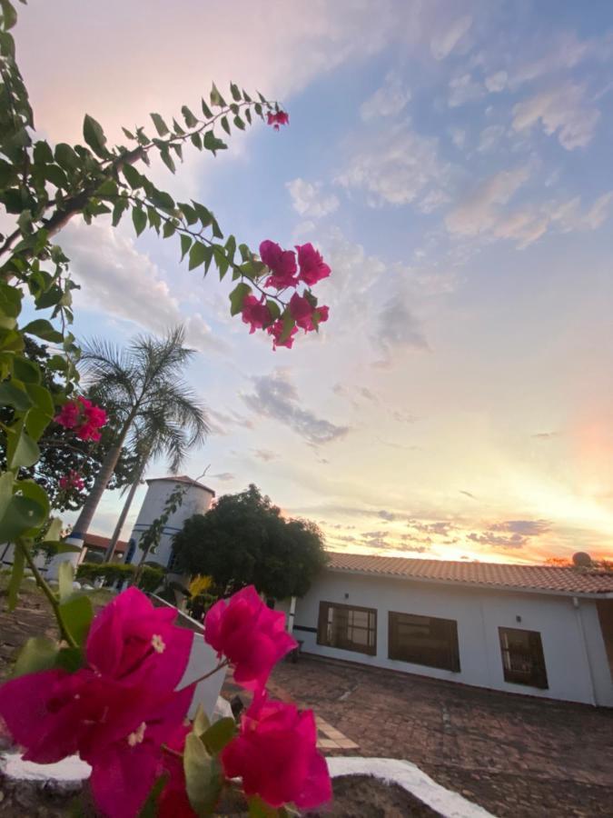 Hacienda Hotel Boutique Campestre Las Palomas Tocaima Exterior photo